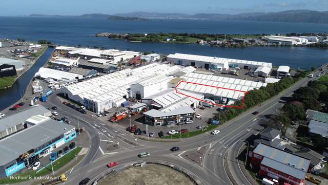 994sqm of warehouse + 200sqm of yard!