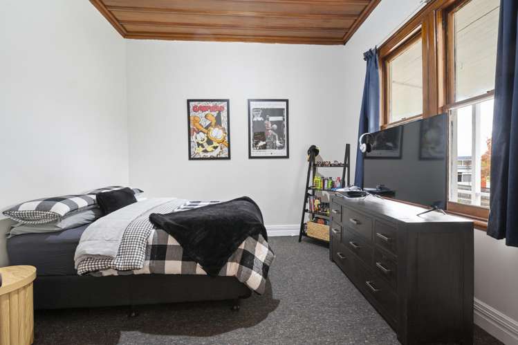 42 Kiwi Road Taihape_12