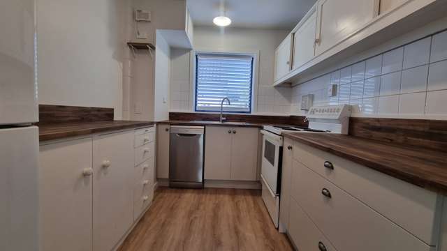 6/27 Cornwall Street St. Albans_1