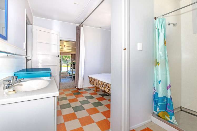 118 Newcastle Street Māhia_15