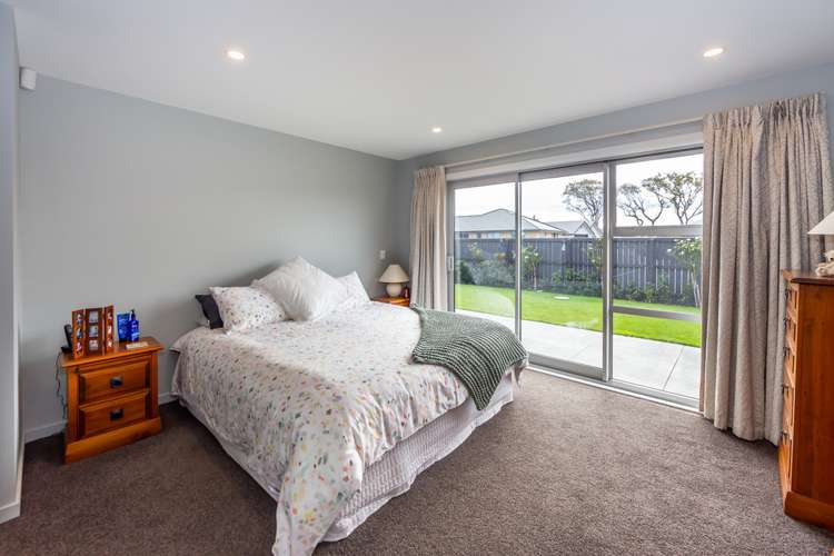 8 Doncaster Avenue Lincoln_11