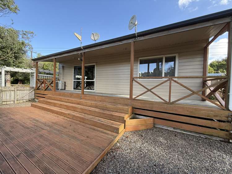 1/347 Whangarata Road_0