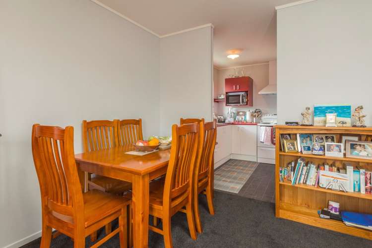 9 Alston Avenue Kelston_7