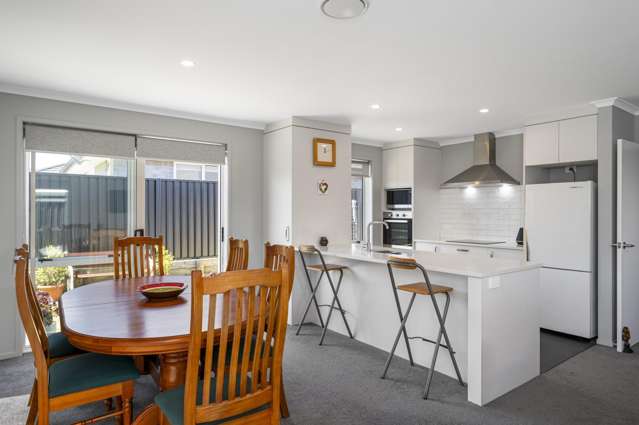 8 Pioneer Crescent Omokoroa_1