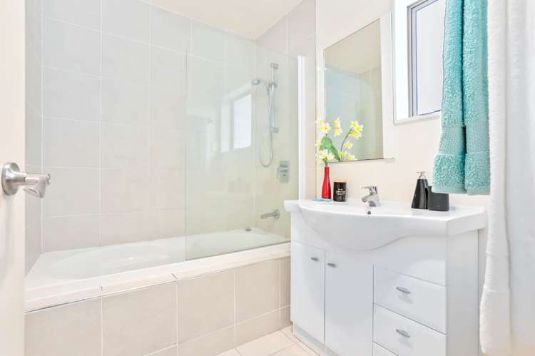 14 Merlot Way Te Atatu South_10