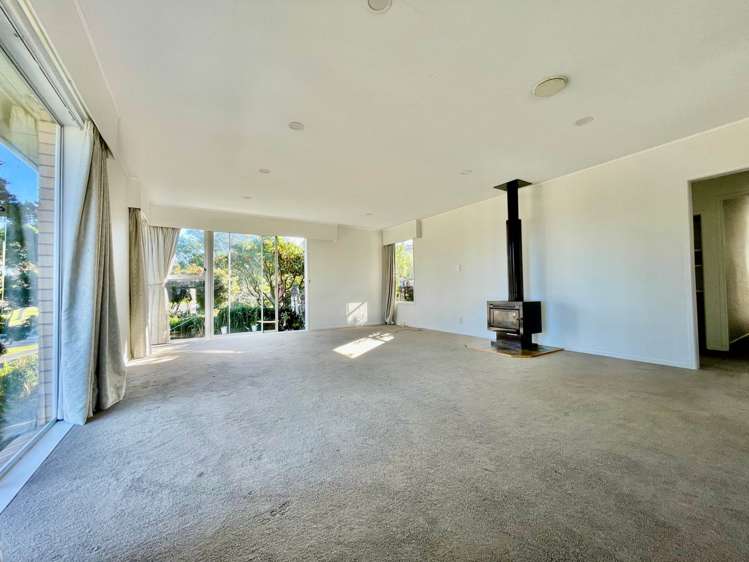 32 Walworth Avenue Pakuranga Heights_11