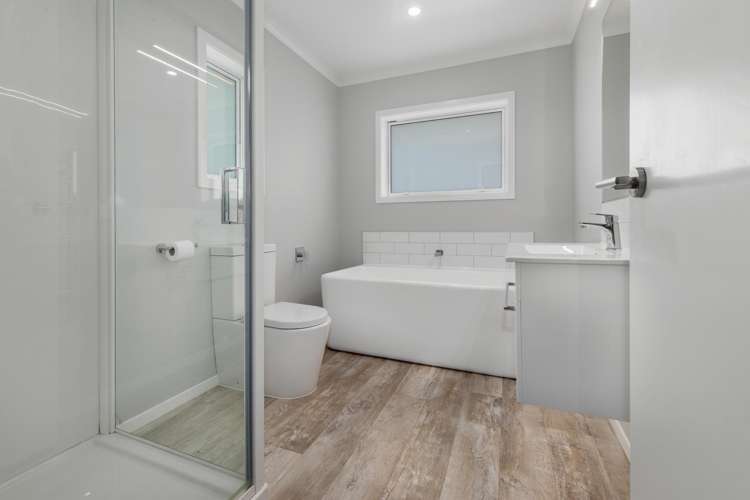 105 Peka Peka Road Peka Peka_11