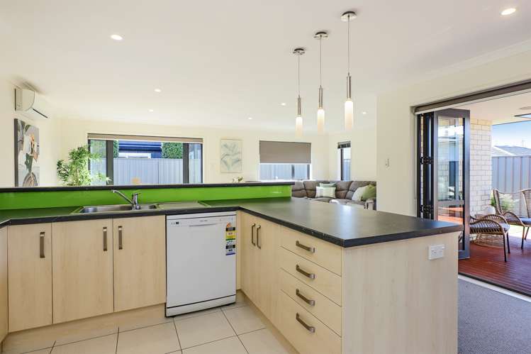 6 Onyx Place Awatoto_7