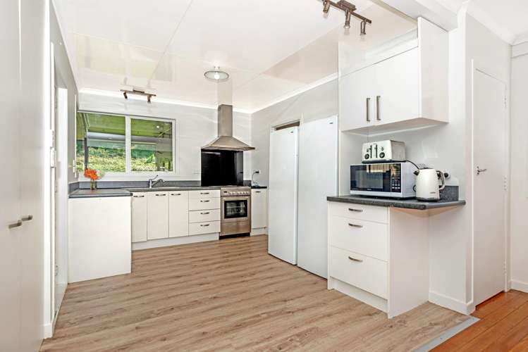 57 Endcliffe Road Kaiti_2