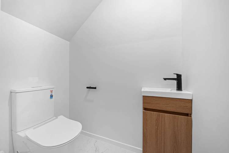 Lot 3, 1 Imatra Place Sunnyhills_23