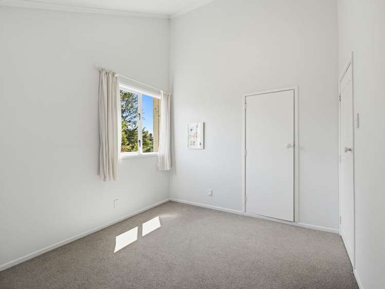 8 Withers Road Glen Eden_24