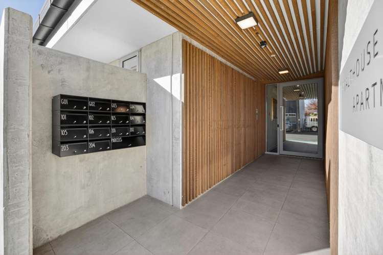 102/1 Harley Street Nelson City_25