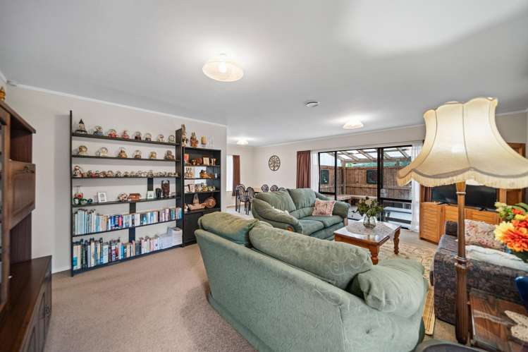 2/28 Gosford Drive Botany Downs_2