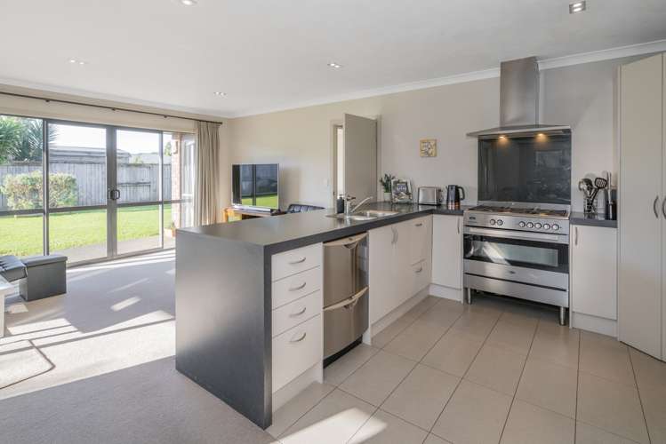 75 Cholmondeley Crescent Whitianga_13