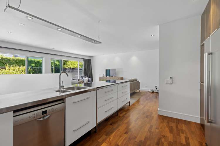 6/258 Hurstmere Road Takapuna_6