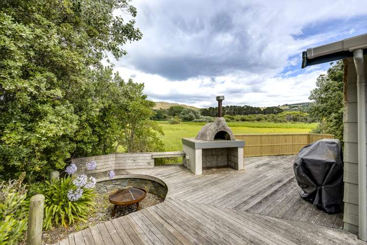 106 Tiakitai Road Waimarama_13