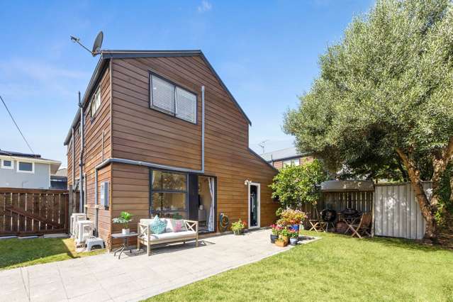 Remuera English Kiwi Cottage