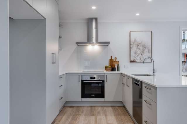 2/70 Thompson Street Leamington_1