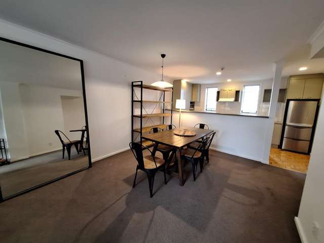 1E/8 Farnham Street 1761_2