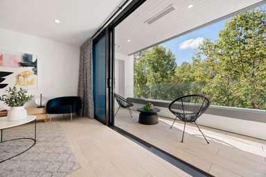 302/27 Rutland Street_1