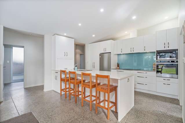 166 Sands Crescent Matarangi_4