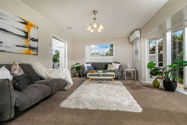 1 Miltonia Avenue Te Atatu South_5