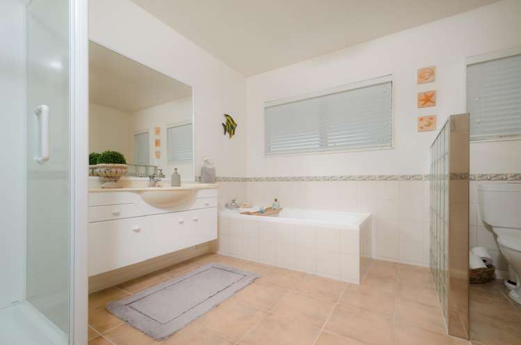 30 San Bernadino Drive Henderson_17