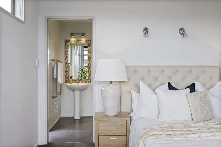 8A Hira Street Ohawe_39