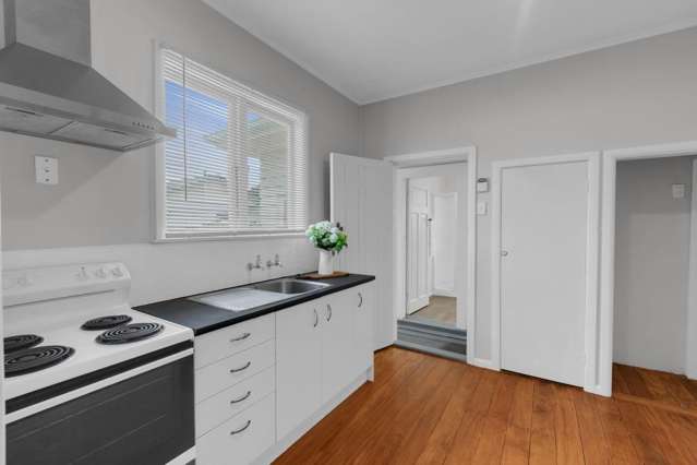 25 Anzac Avenue 10767_2