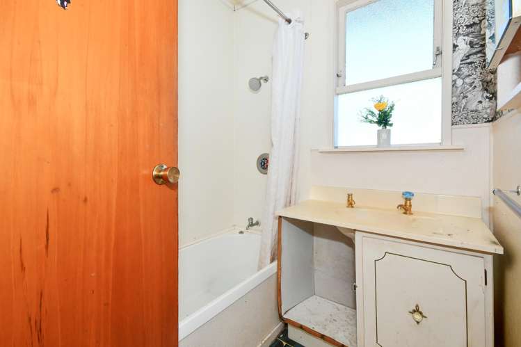 82 Wordsworth Road Manurewa_8
