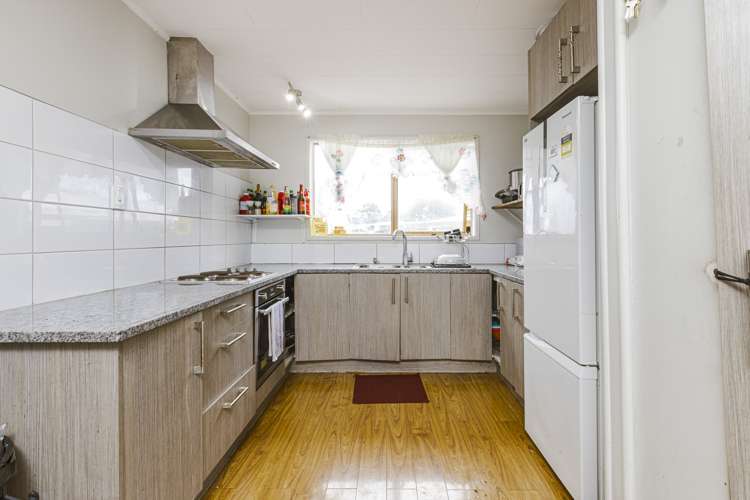 26 Gambare Place Wattle Downs_7