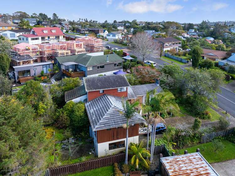 121 Oaktree Avenue Browns Bay_10