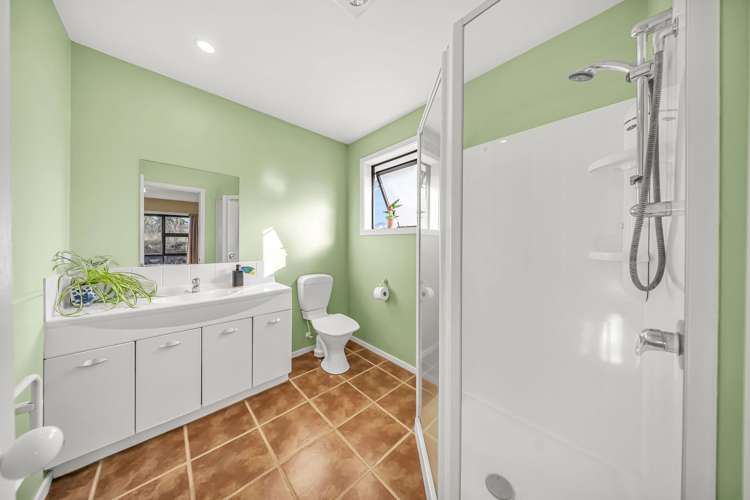 114 Govan Drive Te Anau_18
