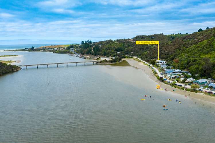 17 Riverside Road Taieri Mouth_18