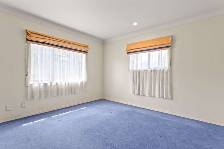 2 Broadhurst Road Flat Bush_8