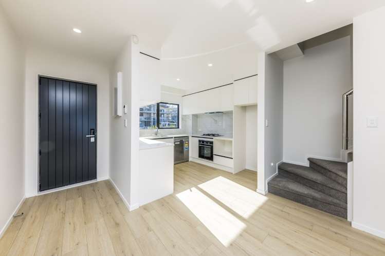 23 Crestview Rise 10938_2