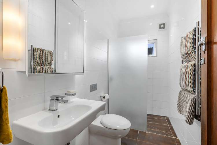 16 Beach Street Island Bay_16