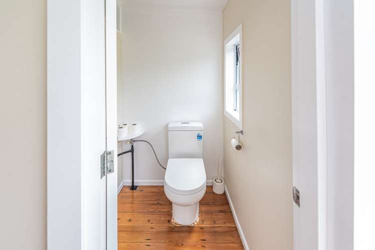 8 Lowther Street Wanganui Central_18