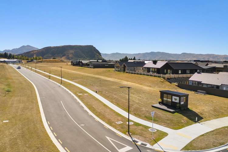 Stages 4, 5 and 6, Pembroke Terrace Wanaka_6