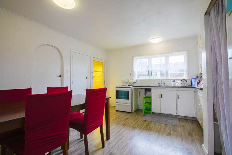 68 Sutton Crescent Papakura_5