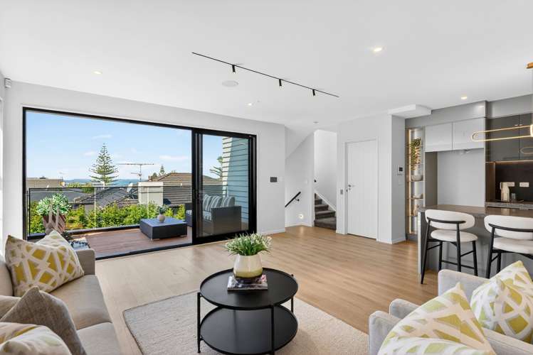 3/27 Hastings Road Mairangi Bay_3