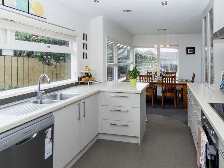 98 Angelo Avenue Howick_6