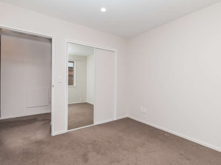 9 Woodham Courts Linwood_13