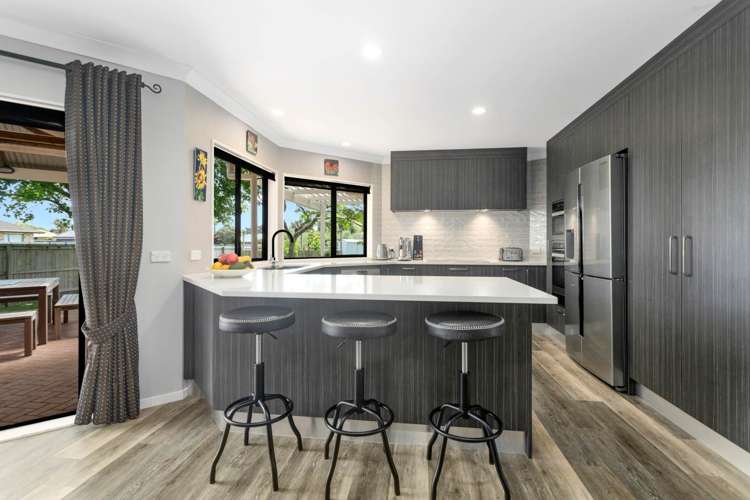 4 Trossach Place Wattle Downs_5