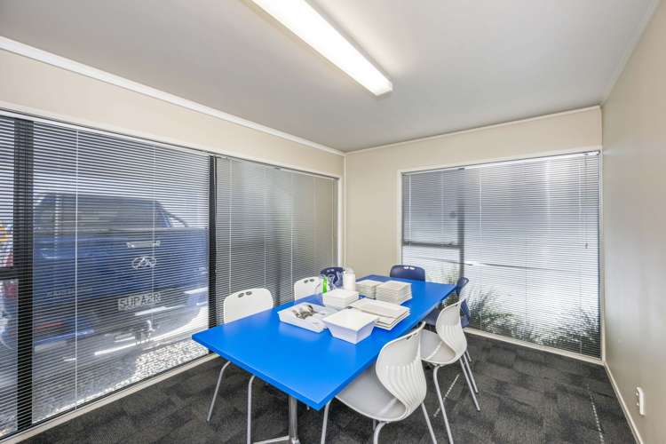 182 Station Road Penrose_7