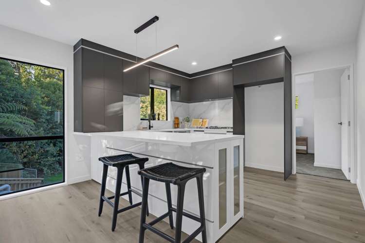 8a South Lynn Road Titirangi_6