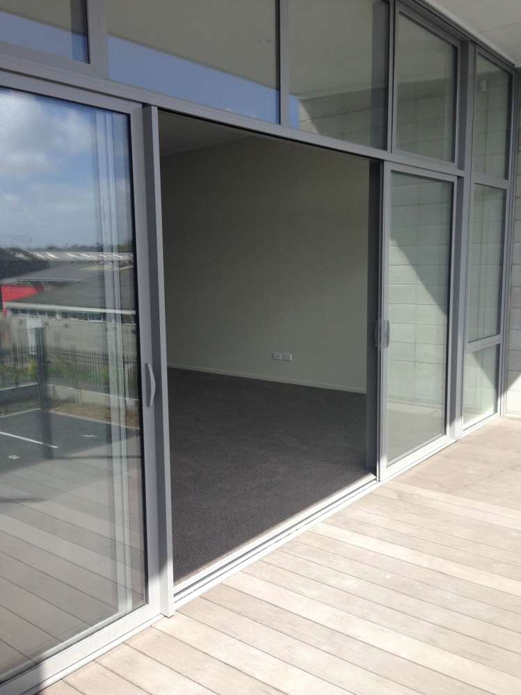 7/48 Wharf Road Te Atatu Peninsula_1