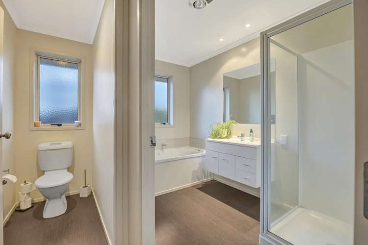 17 Edward Street Grandview Heights_13