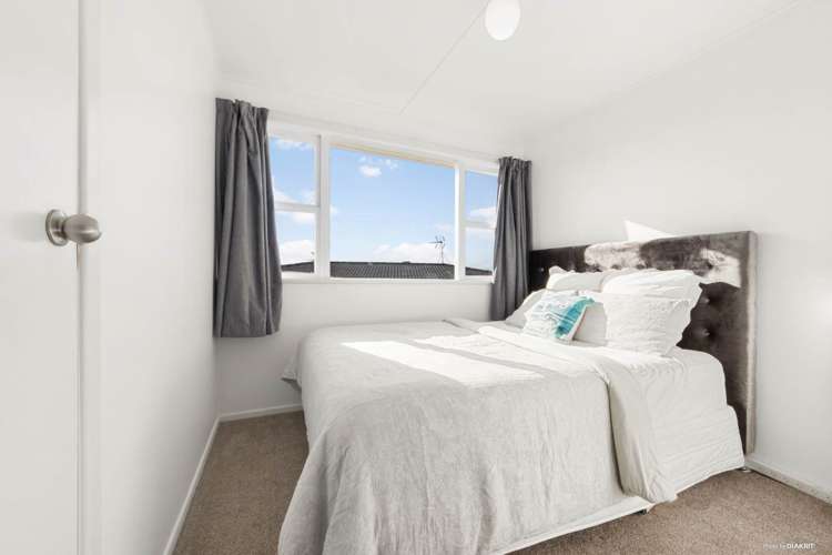 6 Beverly Place New Lynn_7