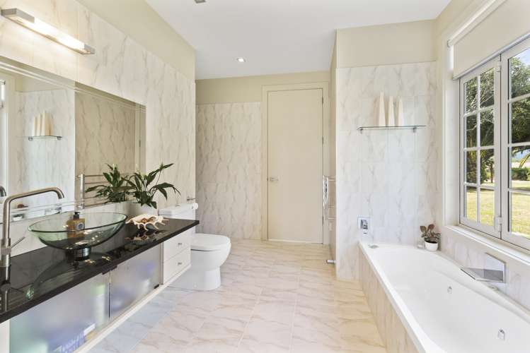 15 Tarahunga Road Levin_13